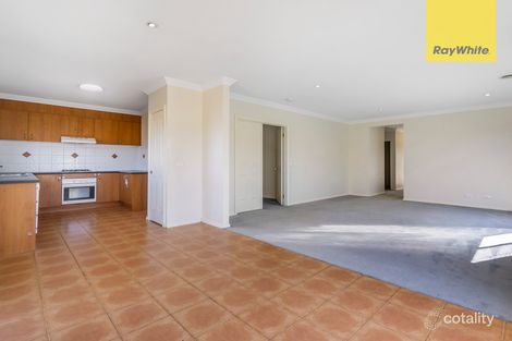 Property photo of 2 Lydeamore Place Kurunjang VIC 3337