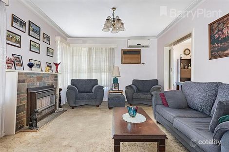 Property photo of 8 Ellendale Road Noble Park VIC 3174