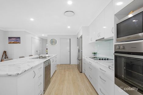 Property photo of 1 Songbird Place Urraween QLD 4655