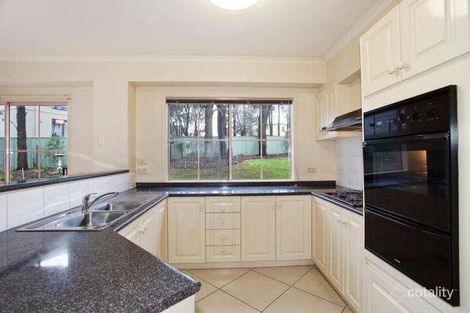 Property photo of 8 Roslyn Court Kennington VIC 3550