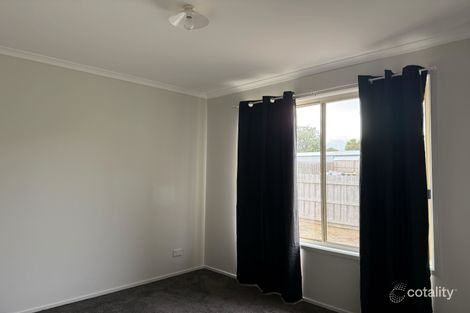 Property photo of 6 Emerson Way Wimbledon Heights VIC 3922