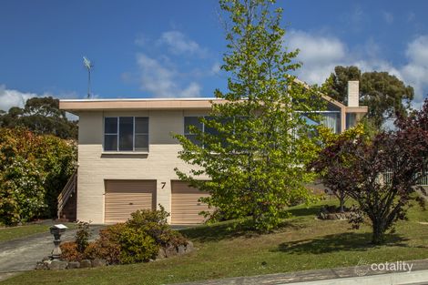 Property photo of 7 Pearl Place Blackmans Bay TAS 7052