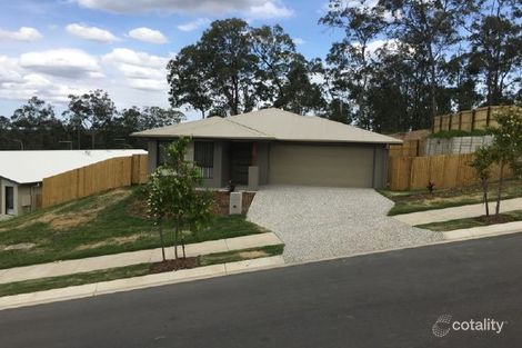 2 Sunbury Way, Deebing Heights, QLD 4306