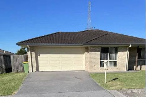 Property photo of 3 Rush Court Bundamba QLD 4304