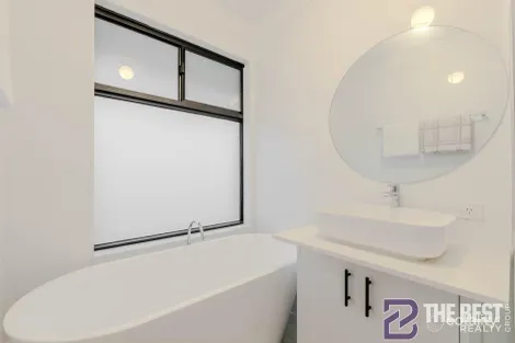Property photo of 41 McLean Road Canning Vale WA 6155