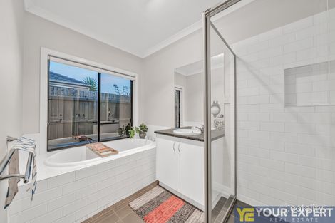 Property photo of 19 Beechwood Drive Lyndhurst VIC 3975
