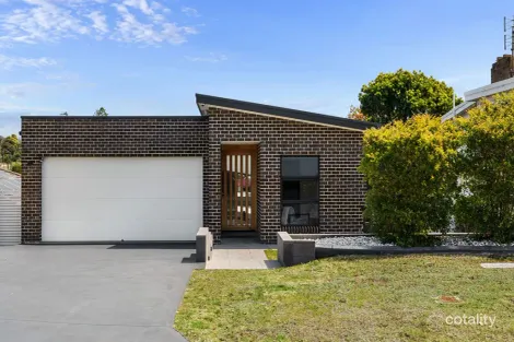Property photo of 10 Shellharbour Road Primbee NSW 2502