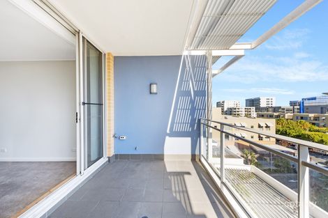 642/2 The Crescent, Wentworth Point, NSW 2127