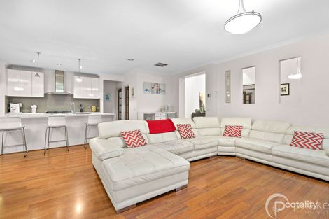Property photo of 30 Kirrabilli Parade Berwick VIC 3806