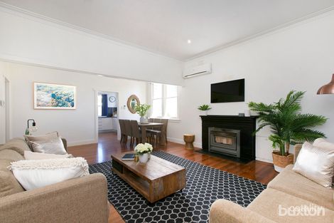 Property photo of 1/11 Warren Road Mordialloc VIC 3195