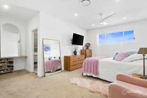 Property photo of 38A Little Lake Crescent Warilla NSW 2528