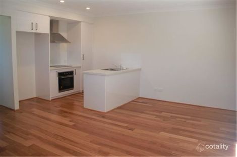 10/16 Pearl Rd, Cloverdale, WA 6105