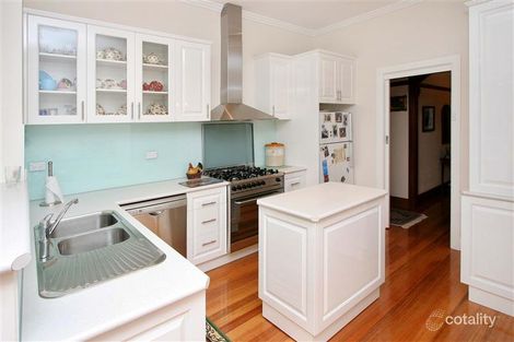 Property photo of 17 Robbins Street Ivanhoe VIC 3079
