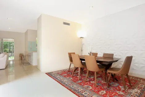 Contact Agent For Address, Benowa, QLD 4217