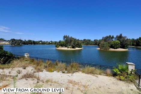 Property photo of 17 Hinkler Loop Maylands WA 6051