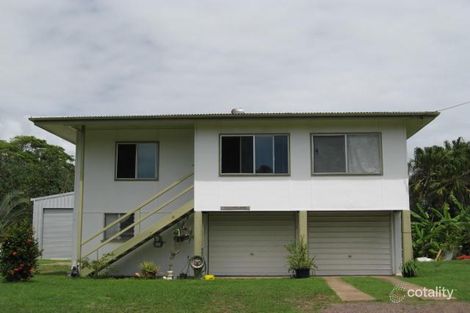 15 Poole St, Sarina Beach, QLD 4737