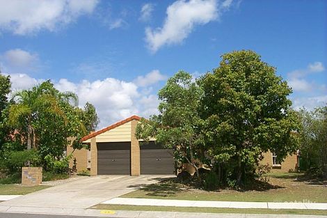 17 Kangaroo Ave, Coombabah, QLD 4216