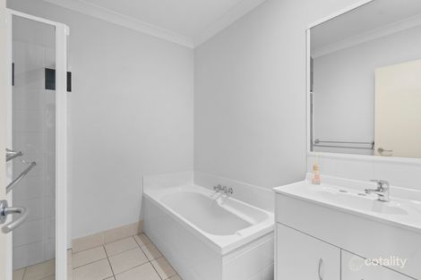 Property photo of 2/23 Hellman Street Molendinar QLD 4214