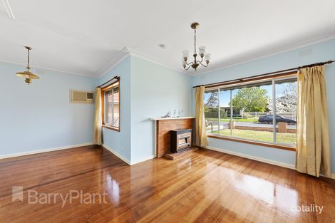 Property photo of 68 Leonard Avenue St Albans VIC 3021