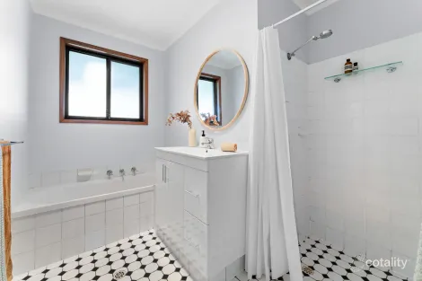 Property photo of 27 Workmaster Avenue Sheidow Park SA 5158