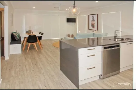 Property photo of 11 Norfolk Drive Hidden Valley QLD 4703