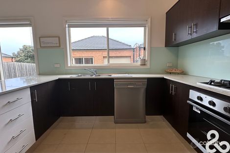 Property photo of 13 Elysee Avenue South Morang VIC 3752