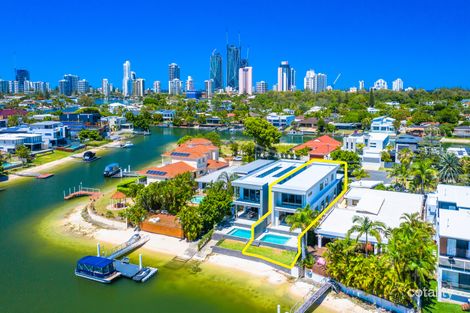 16a Sheridan Park Ave, Broadbeach Waters, QLD 4218