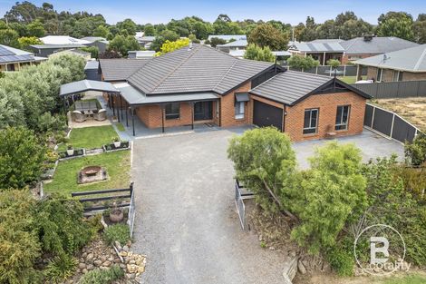 4 Chapel St, Carisbrook, VIC 3464