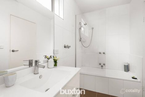 Property photo of 1/18 Spray Street Elwood VIC 3184