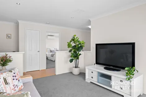 Property photo of 70 Edgeworth Circuit Tapping WA 6065