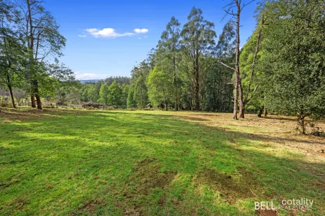 555 Hazeldene Rd, Gladysdale, VIC 3797