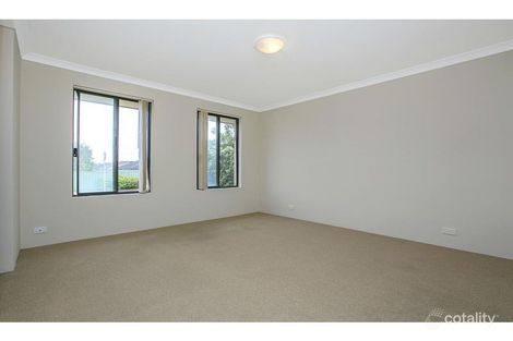 Property photo of 5 Blue Mountain Link Merriwa WA 6030