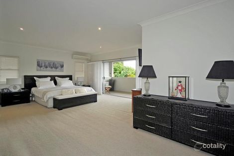 Property photo of 27 Palm Avenue Surfers Paradise QLD 4217
