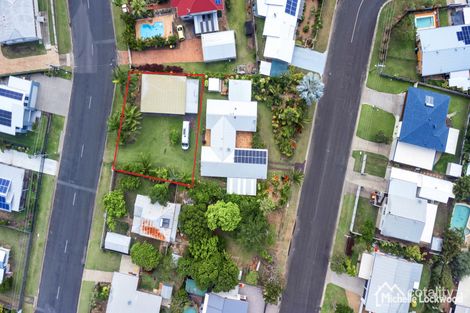 52 King St, Urangan, QLD 4655