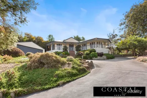 Property photo of 17 Eumeralla Grove Mount Eliza VIC 3930