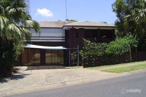 21 Honeysuckle St, Mansfield, QLD 4122