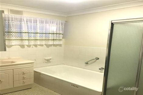 Property photo of 7 Warubi Place Fairview Park SA 5126