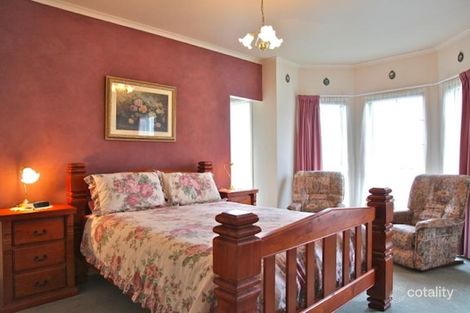 Property photo of 4 Clapton Court Cranbourne East VIC 3977