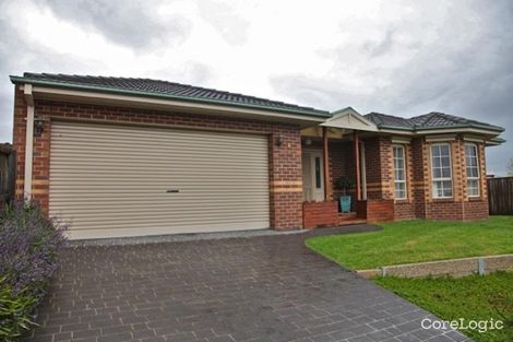 Property photo of 4 Clapton Court Cranbourne East VIC 3977