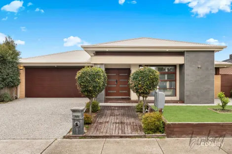 10 Vautier Ave, Mickleham, VIC 3064