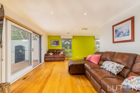 Property photo of 22 Coane Street Holder ACT 2611