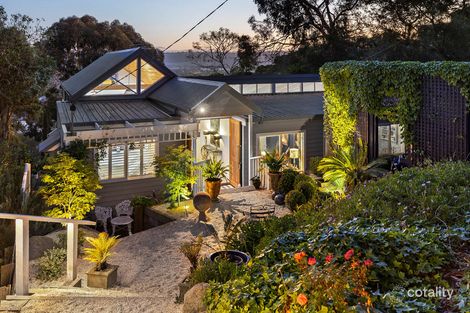 90 Ellerina Rd, Mount Martha, VIC 3934