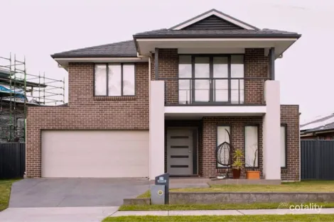 25 Wakeling Dr, Edmondson Park, NSW 2174