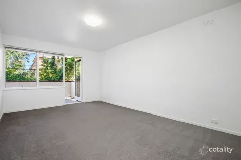 1/3 Hughenden Rd, St Kilda East, VIC 3183