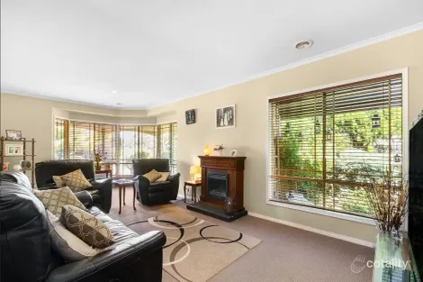 Property photo of 49 Thomas Carr Drive Tarneit VIC 3029