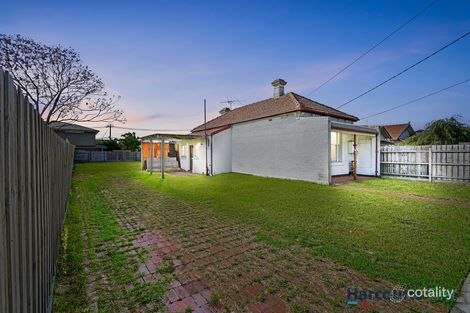 Property photo of 2 Camden Road Hughesdale VIC 3166