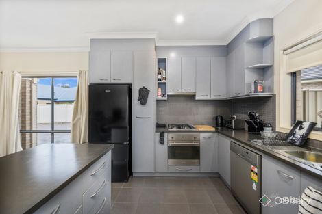 Property photo of 2/7 Chick Close Wangaratta VIC 3677