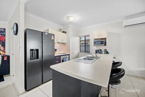 Property photo of 33 Angor Road Trinity Park QLD 4879