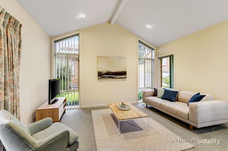 Property photo of 2/1-3 Niagara Road Donvale VIC 3111