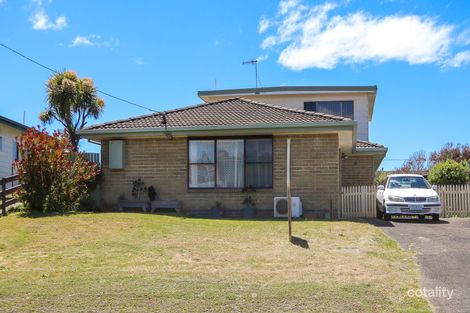 17 Turners Ave, Turners Beach, TAS 7315